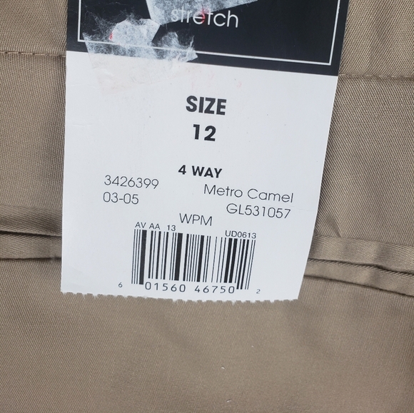 NWT George Women's Khaki Bernuda Shorts Sz 12 - Picture 7 of 8